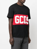 T-shirt GCDS CON BANDA LOGATA