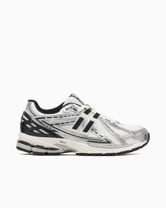Scarpe NEW BALANCE 1906 bianco nero e argento