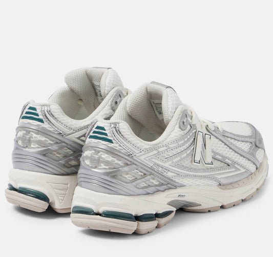 Scarpe NEW BALANCE 1906 bianco e argento