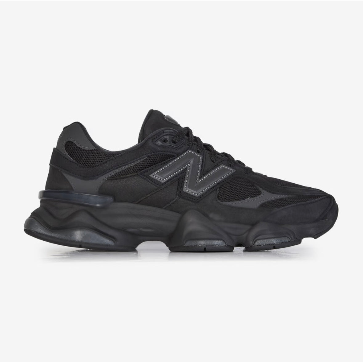 Scarpe NEW BALANCE 9060 nero con camoscio