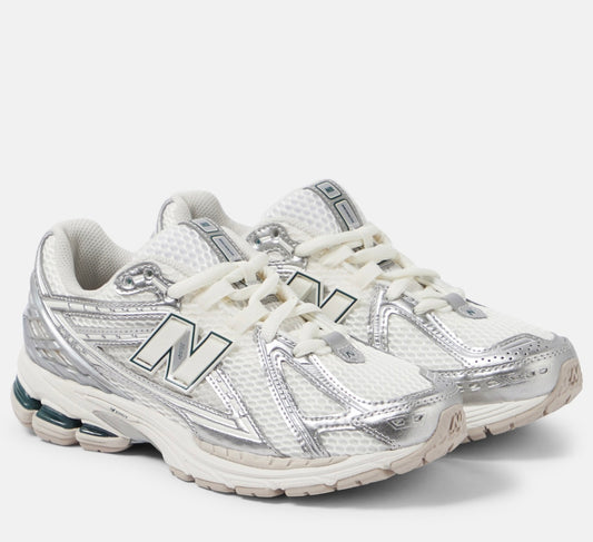 Scarpe NEW BALANCE 1906 bianco e argento