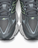 Scarpe NEW BALANCE 9060 grigio e fluo