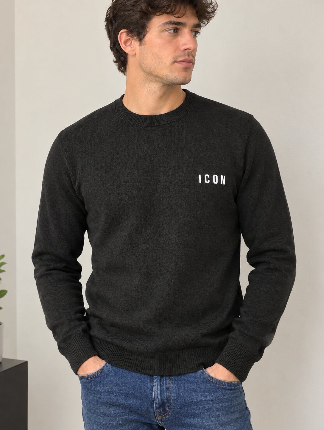 Maglioncino ICON nero con ricamo vari colori