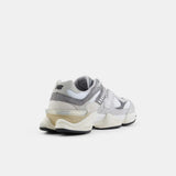 Scarpe NEW BALANCE 9060 grigio